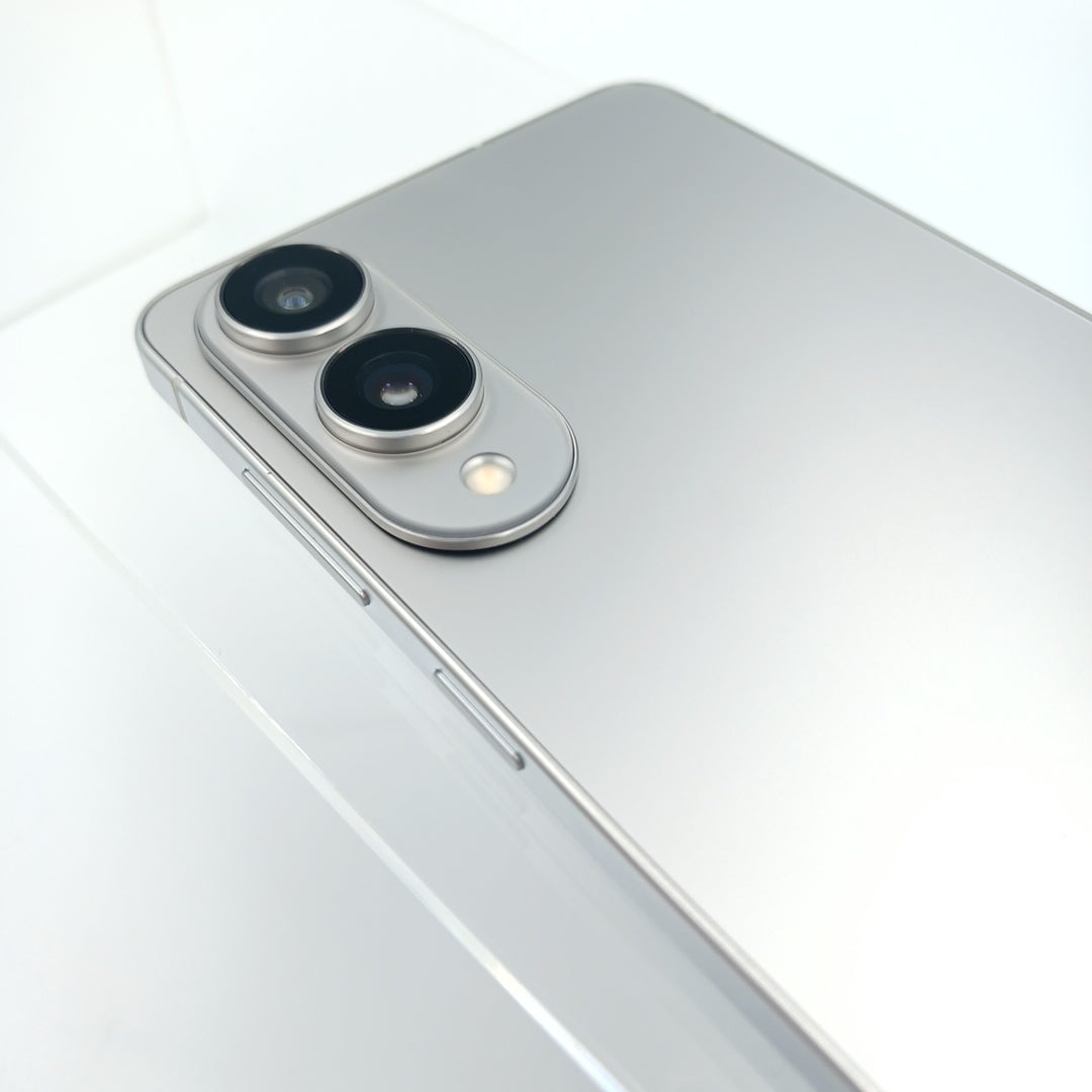 CELULAR SAMSUNG GALAXY S25 EDGE SM-S937B (2025) 256 GB 12 GB RAM (SEMINUEVO)