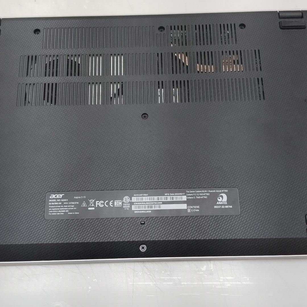 LAPTOP ACER ASPIRE 3 A315-24P-R841 (2023) 512 GB SSD 8 GB RAM (SEMINUEVO)