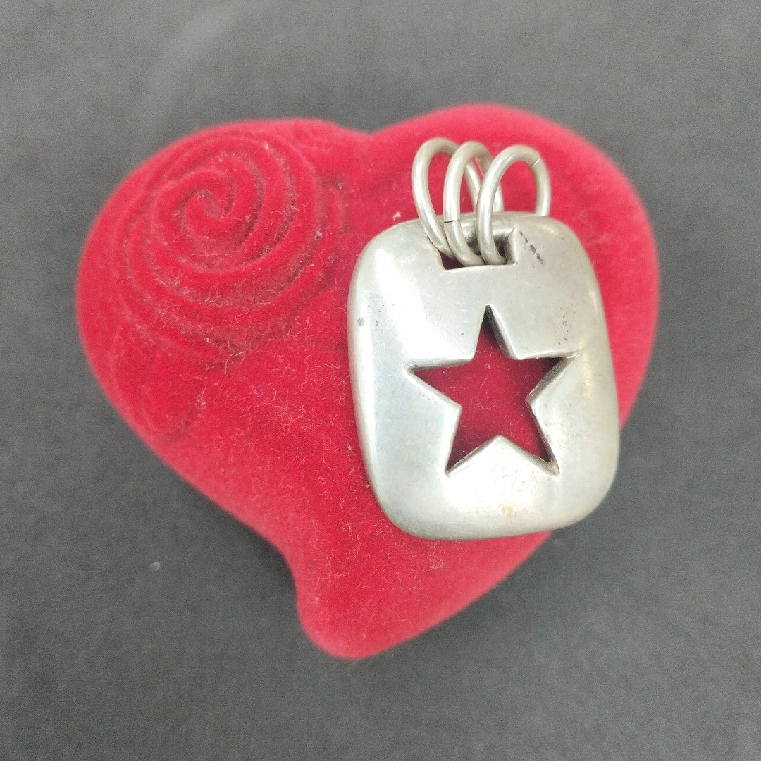 DIJE. PLATA. 37.1 GRMS (SEMINUEVO)