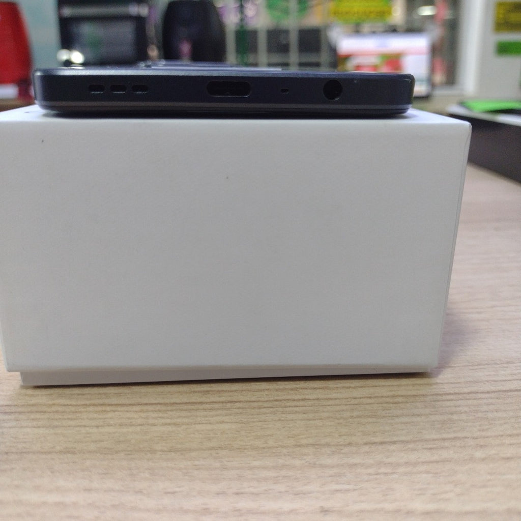 CELULAR OPPO  A60 CPH3669 256 GB 8 GB RAM (SEMINUEVO)