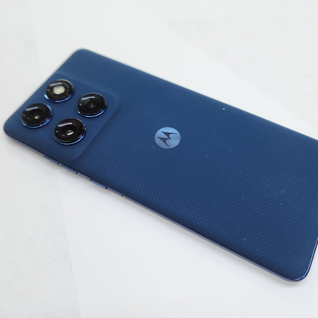 CELULAR MOTOROLA EDGE 60 XT2505-3 (2025) 512 GB 12 GB RAM (SEMINUEVO)