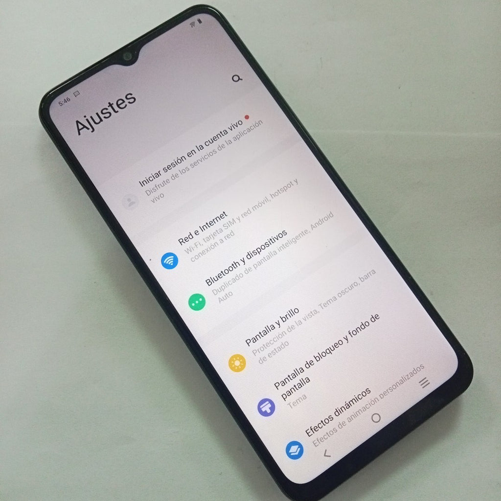 CELULAR VIVO Y03 V2332 (2024) 128 GB 4 GB RAM (SEMINUEVO)