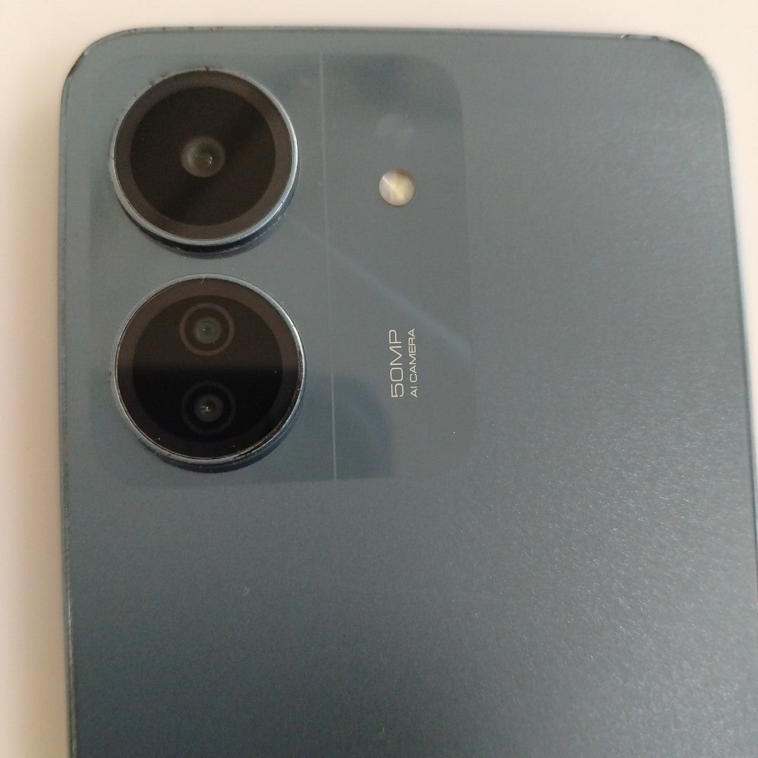 CELULAR XIAOMI REDMI 13C 23100RN82L (2023) 256 GB 8 GB RAM (SEMINUEVO)