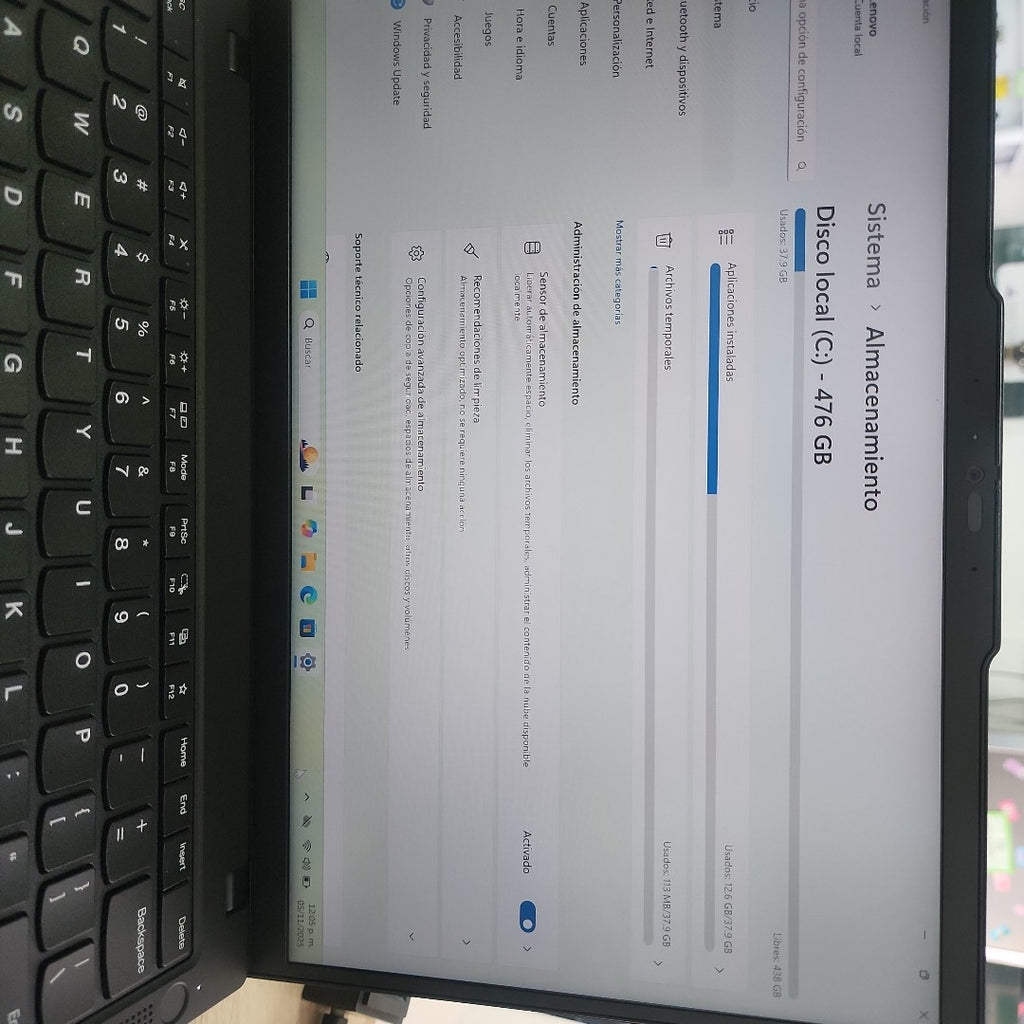 LAPTOP LENOVO THINKPAD T14  GEN 5 (2025) 256 GB SSD 16 GB RAM (SEMINUEVO)