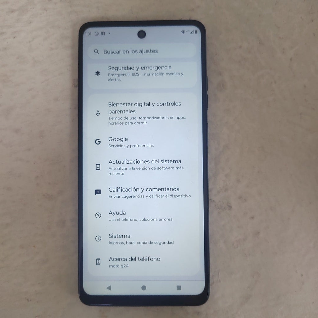 CELULAR MOTOROLA MOTO G24 XT2423-1 (2024) 256 GB 4 GB RAM (SEMINUEVO)