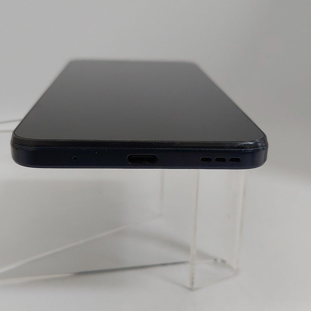 CELULAR MOTOROLA MOTO E13 XT2345-2 64 GB 2 GB RAM (SEMINUEVO)