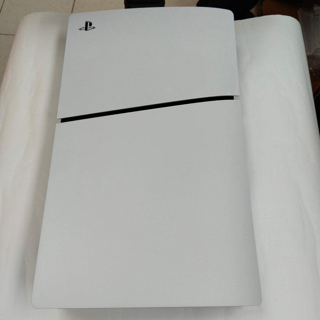 CONSOLA DE VIDEOJUEGO SONY PS5 825 SSD (SEMINUEVO)