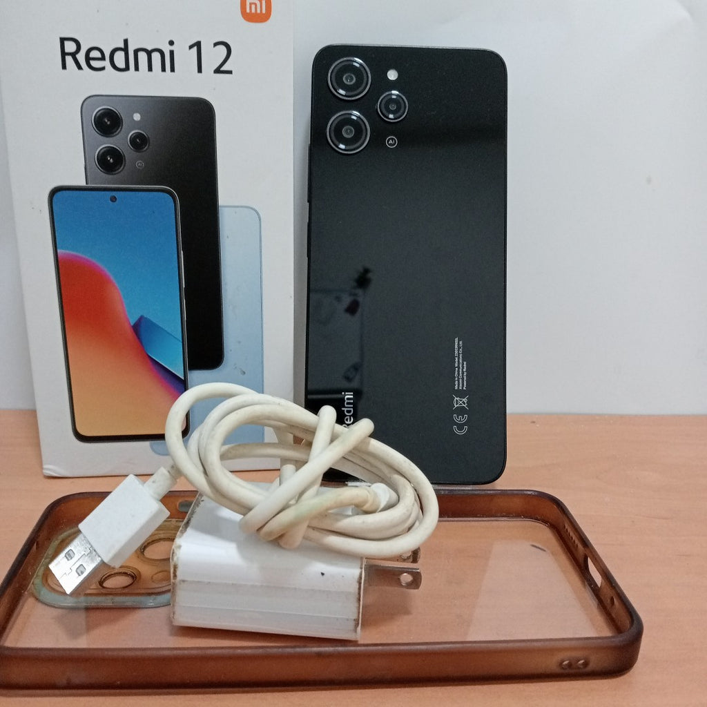 CELULAR XIAOMI REDMI 12 23053RN02L 256 GB 8 GB RAM (SEMINUEVO)