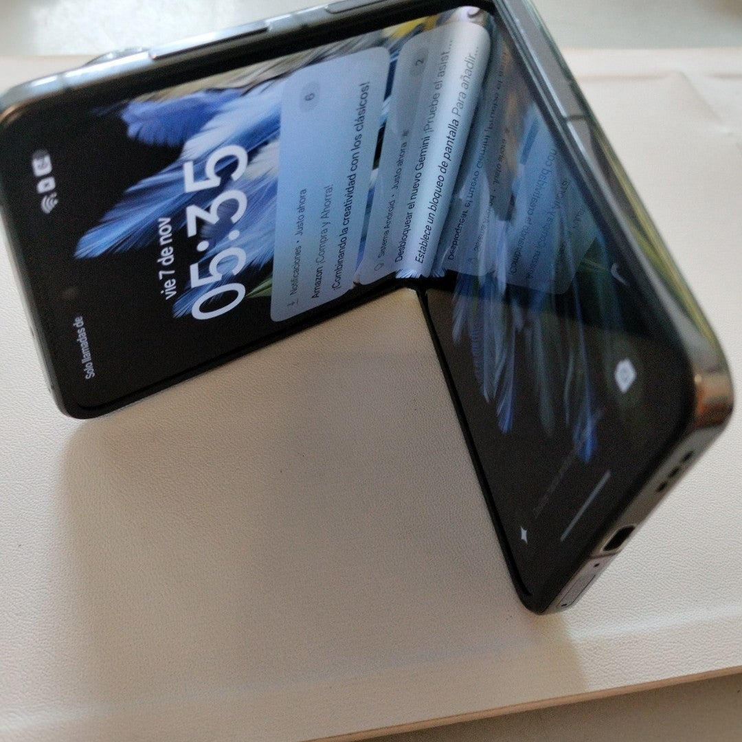 CELULAR OPPO  FIND N3 FLIP CPH2519 (2023) 256 GB 12 GB RAM (SEMINUEVO)