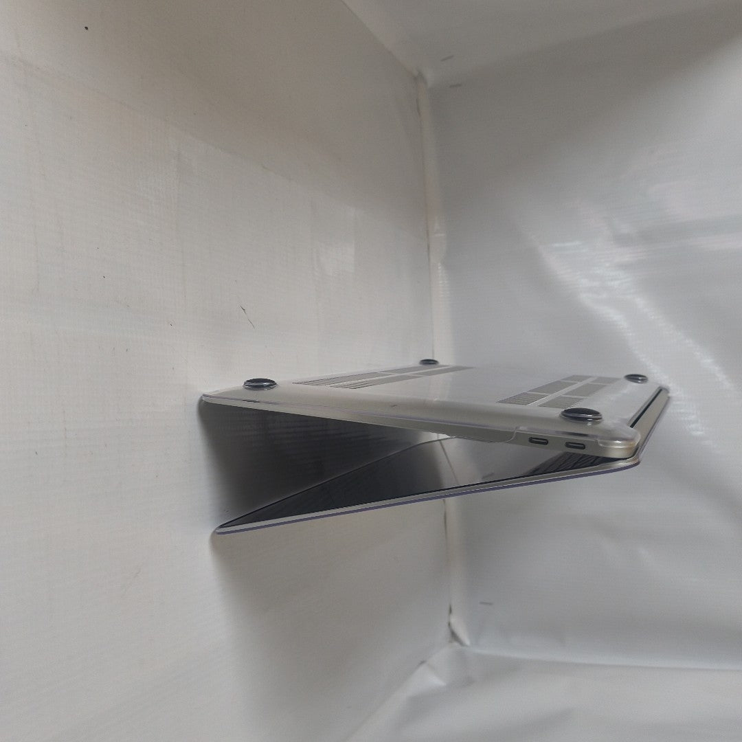 LAPTOP APPLE MACBOOK AIR 13" 2020 3.2 A2337 256 GB SSD 8 GB RAM (SEMINUEVO)