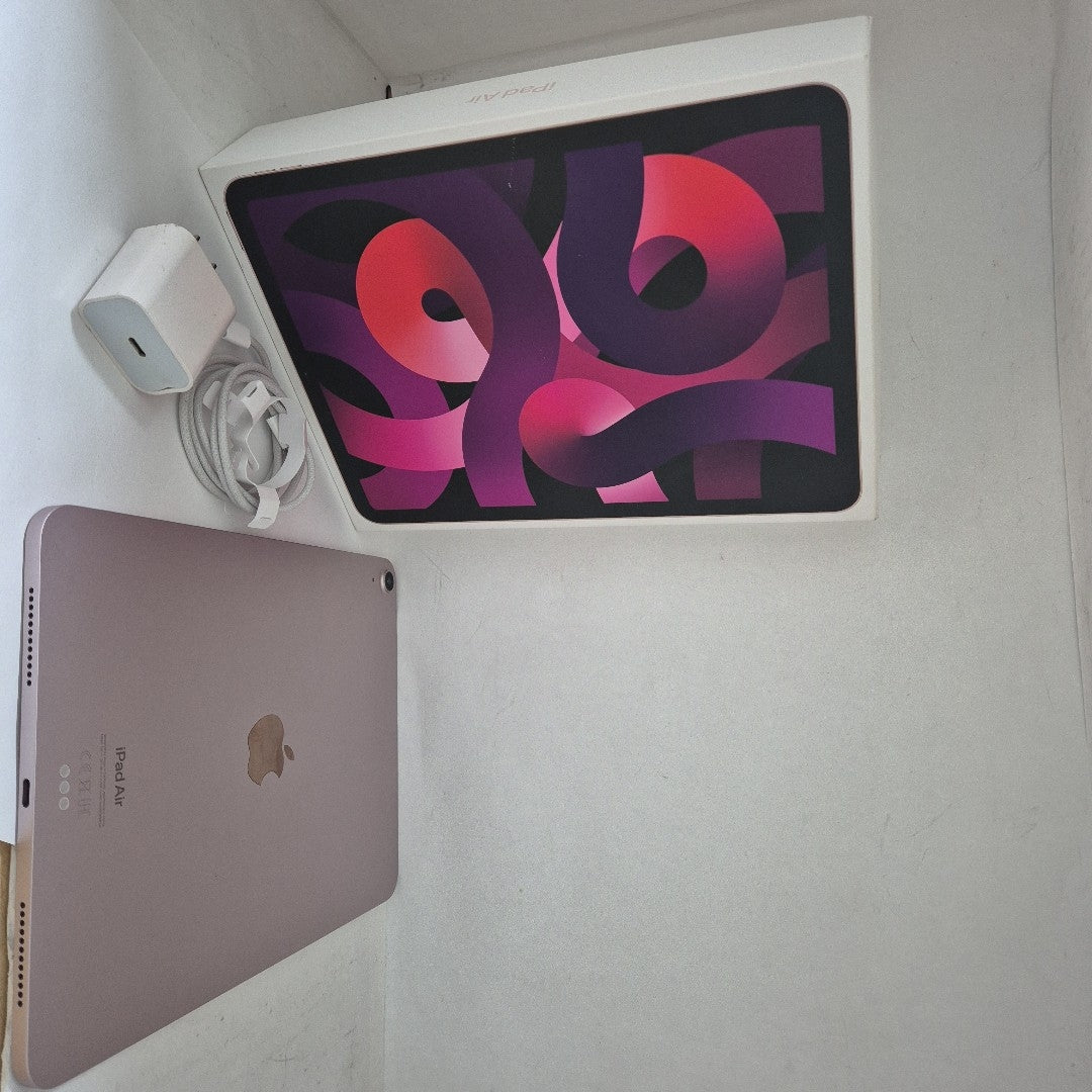 TABLETA APPLE IPAD AIR 5 A2588 64 GB 8 GB RAM (SEMINUEVO)