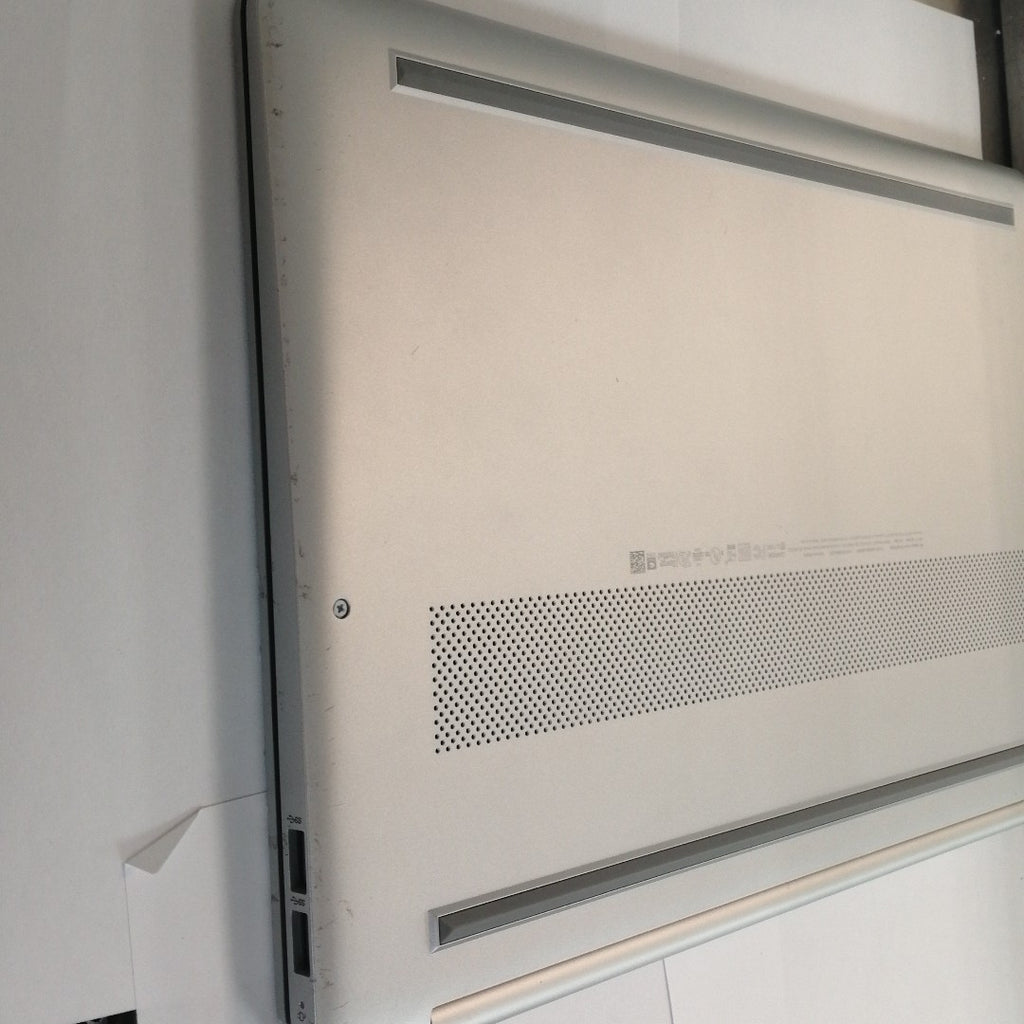 LAPTOP HP 15-DY2052LA (2021) 256 GB SSD 8 GB RAM (SEMINUEVO)