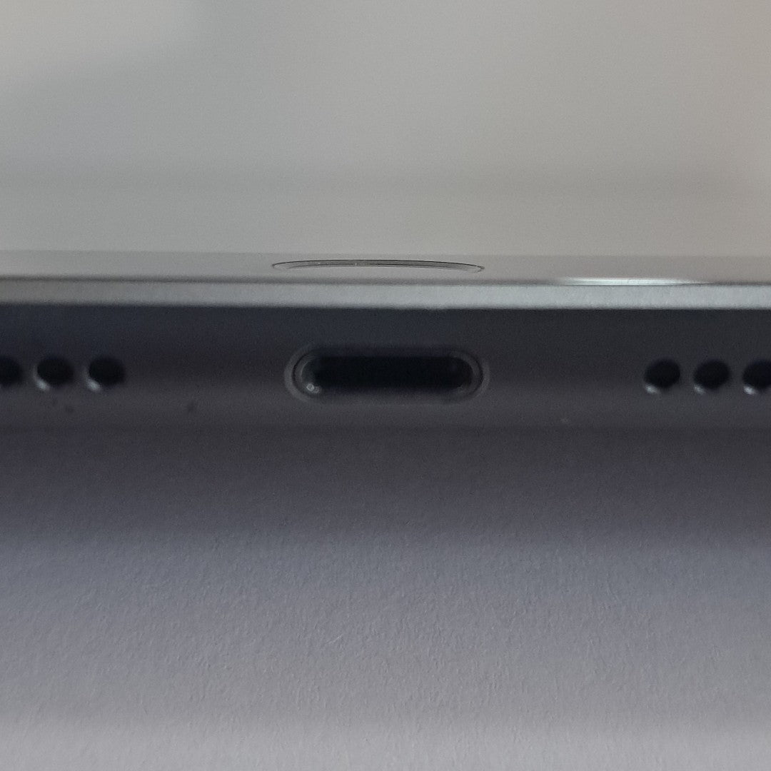 TABLETA APPLE IPAD 9 A2602 64 GB 3 GB RAM (SEMINUEVO)