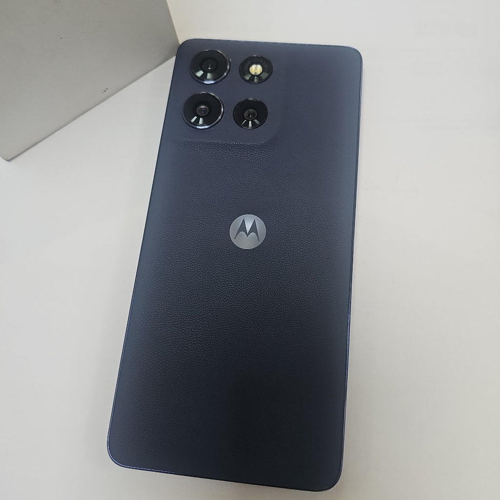 CELULAR MOTOROLA MOTO G86 XT2527-1 (2025) 256 GB 8 GB RAM (SEMINUEVO)