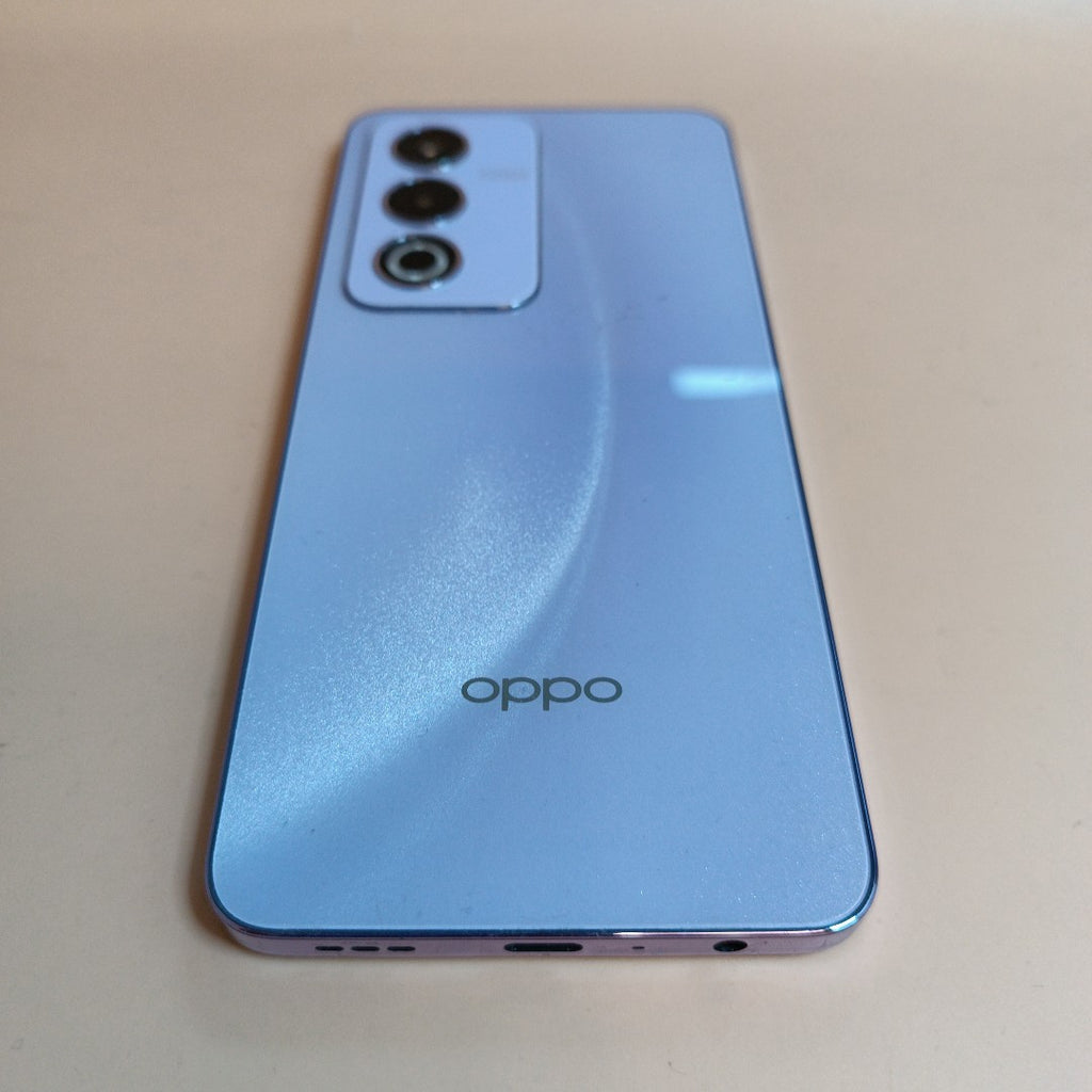 CELULAR OPPO  A80 5G CPH2639 (2024) 256 GB 8 GB RAM (SEMINUEVO)