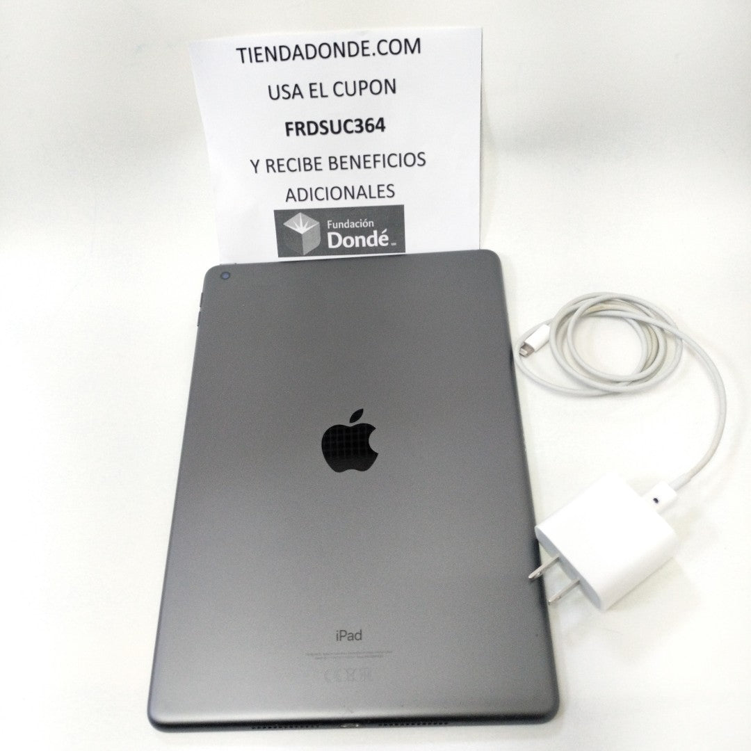 TABLETA APPLE IPAD 9 A2602 256 GB 3 GB RAM (SEMINUEVO)