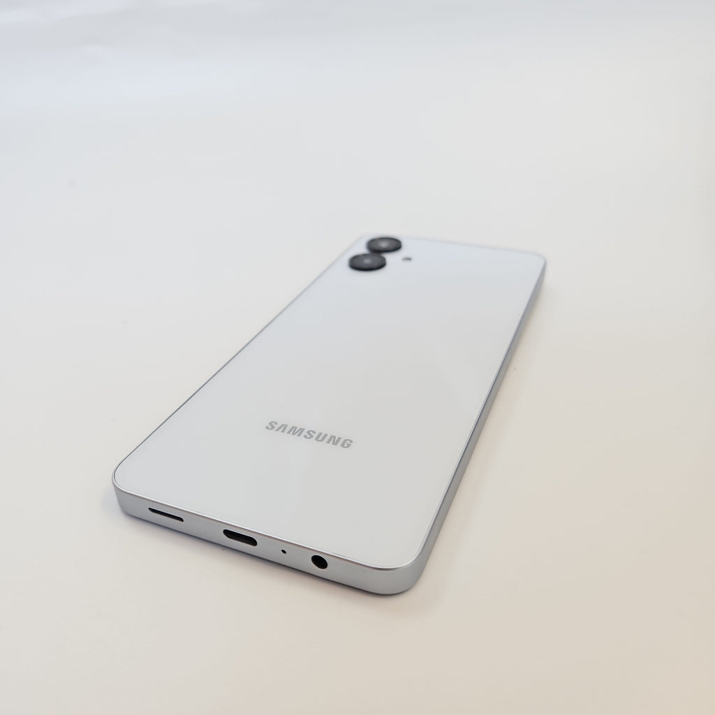 CELULAR SAMSUNG GALAXY A06 SM-A065M (2024) 64 GB 4 GB RAM (SEMINUEVO)