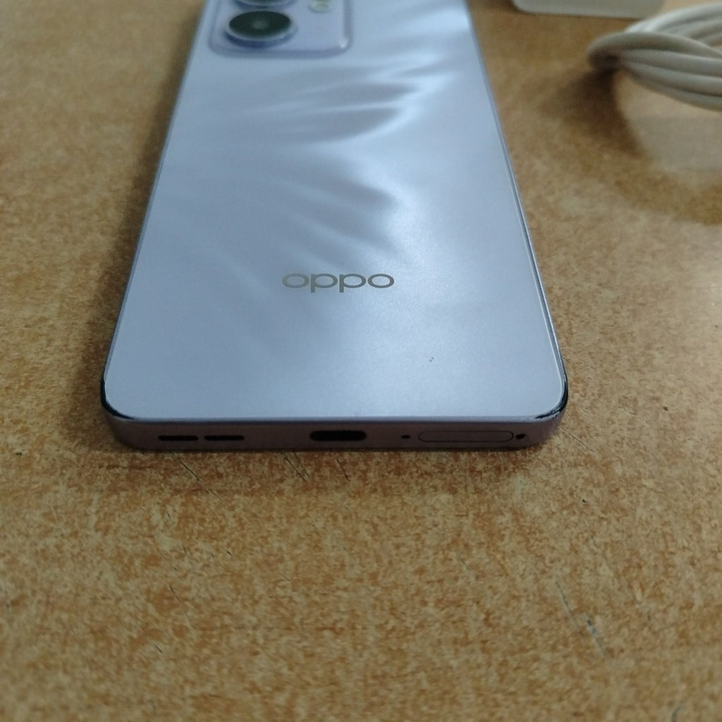 CELULAR OPPO  RENO 13F 5G CPH2699 (2025) 256 GB 12 GB RAM (SEMINUEVO)