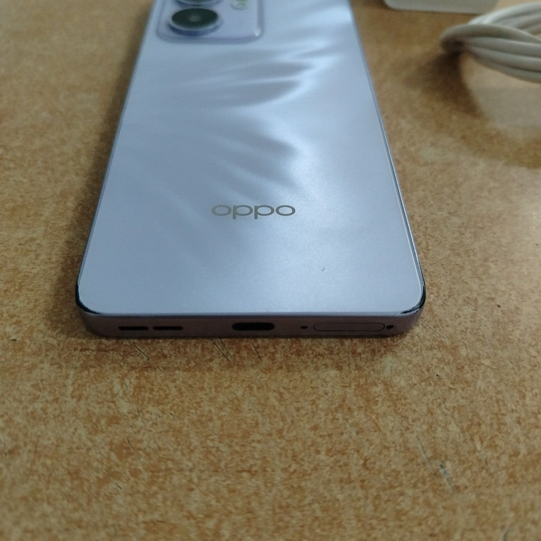CELULAR OPPO  RENO 13F 5G CPH2699 (2025) 256 GB 12 GB RAM (SEMINUEVO)