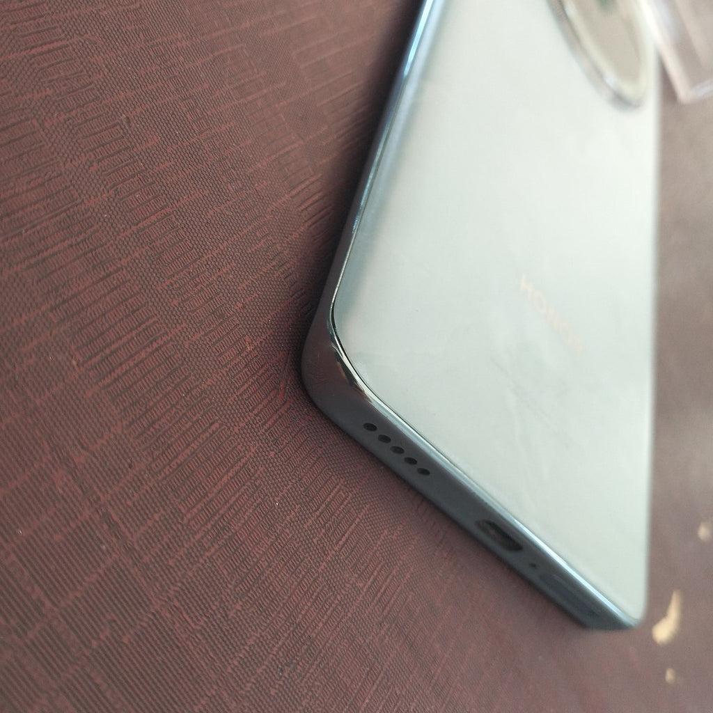 CELULAR HONOR MAGIC 7 LITE BRP-NX3 (2025) 512 GB 8 GB RAM (SEMINUEVO)