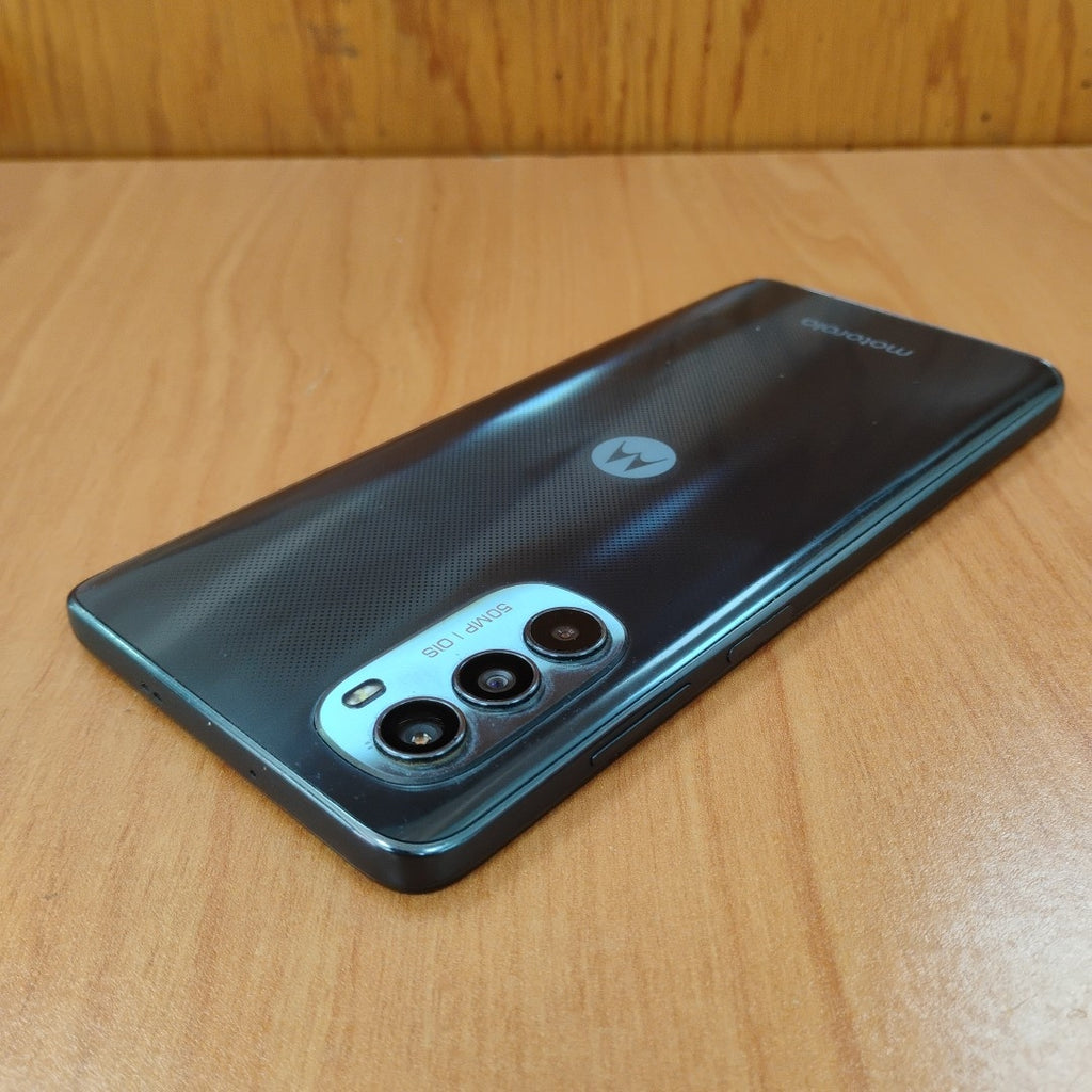 CELULAR MOTOROLA MOTO G82 XT2225-1 128 GB 6 GB RAM (SEMINUEVO)