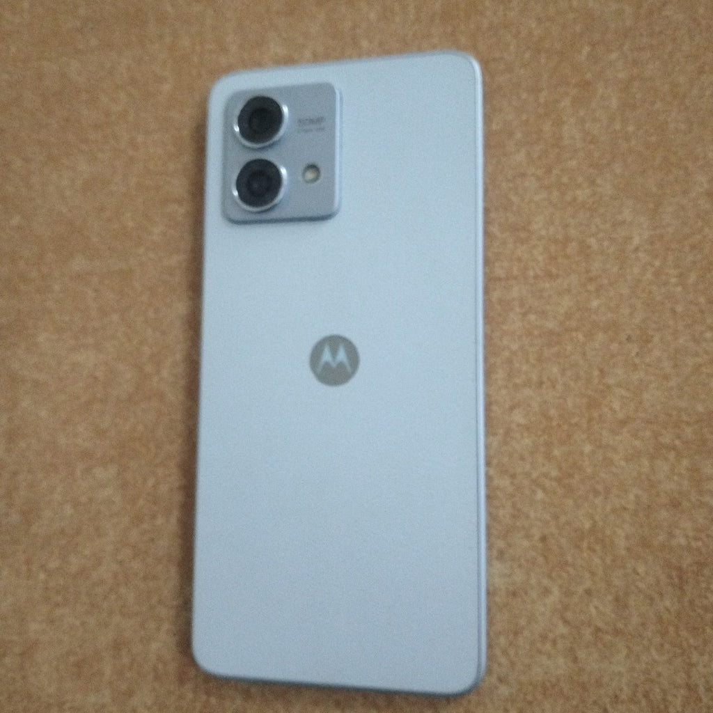 CELULAR MOTOROLA MOTO G84 XT2347-1 (2023) 256 GB 8 GB RAM (SEMINUEVO)