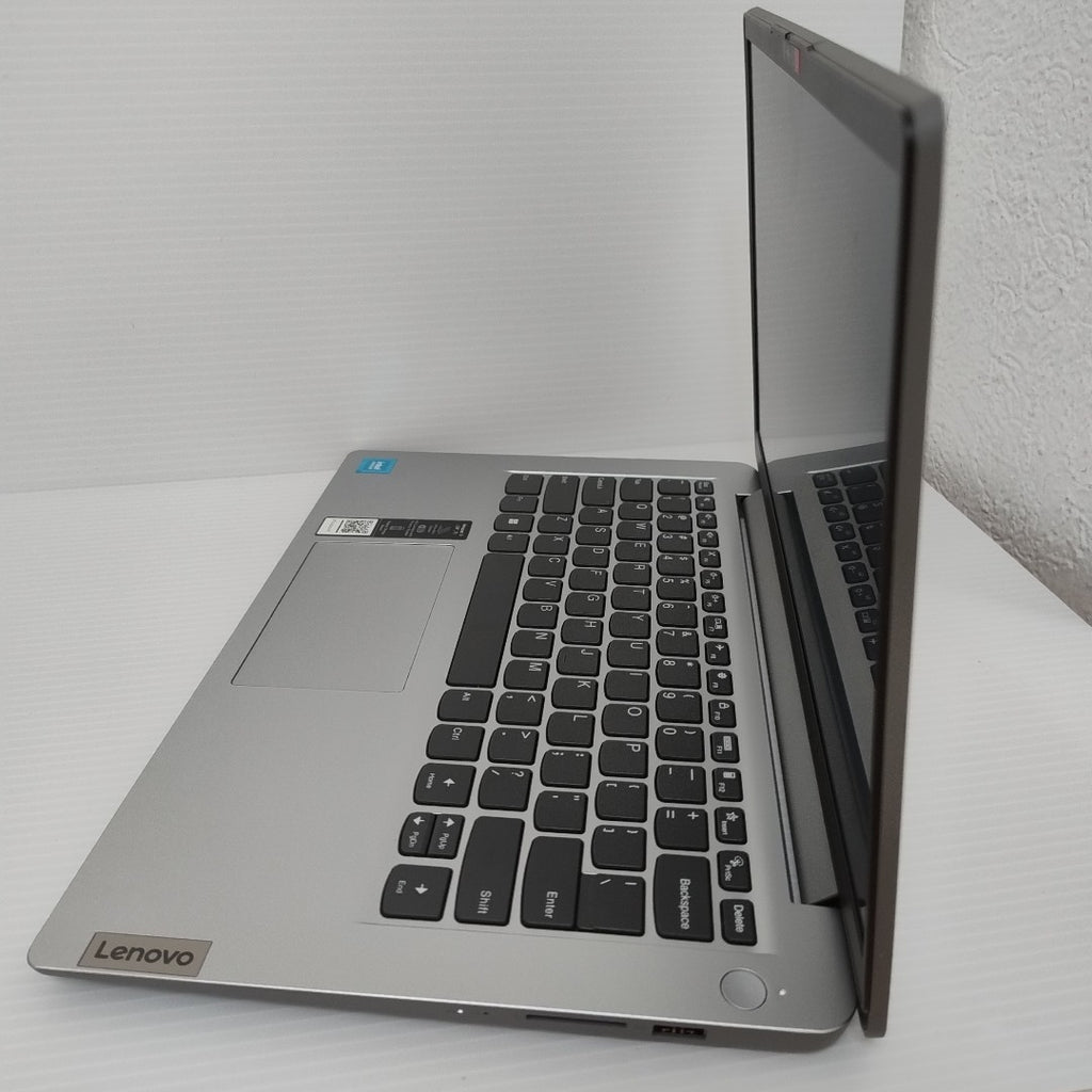 LAPTOP LENOVO IDEAPAD 1 14IJL7 (2024) 128 GB SSD 4 GB RAM (SEMINUEVO)