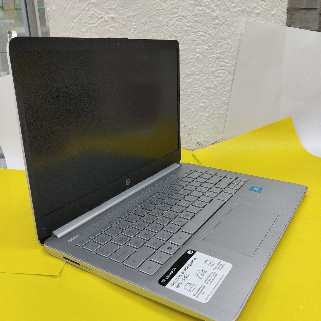 LAPTOP HP 14-DQ0530LA(2024) 256 GB SSD 8 GB RAM (SEMINUEVO)