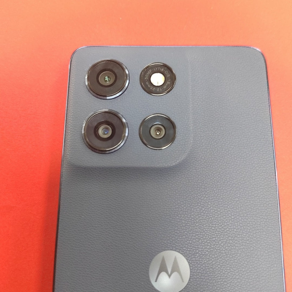 CELULAR MOTOROLA MOTO G86 XT2527-1 (2025) 256 GB 8 GB RAM (SEMINUEVO)