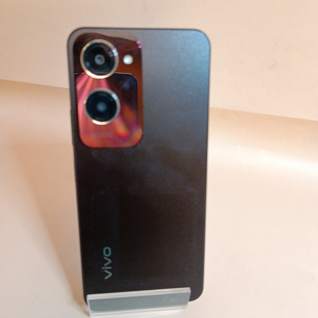 CELULAR VIVO Y18 V2333 128 GB 6 GB (SEMINUEVO)