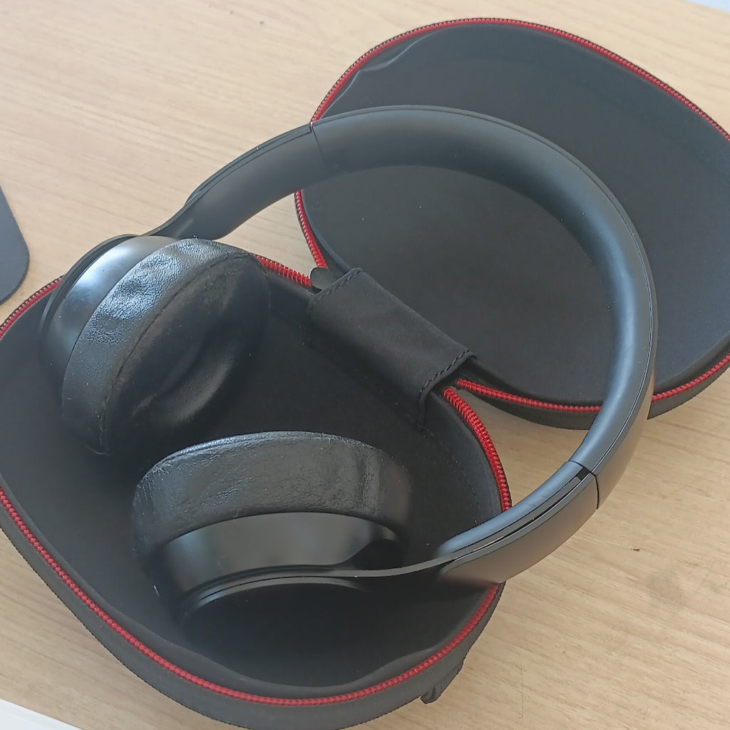 AUDIFONOS BEATS STUDIO PRO INALAMBRICO OVER EAR (SEMINUEVO)