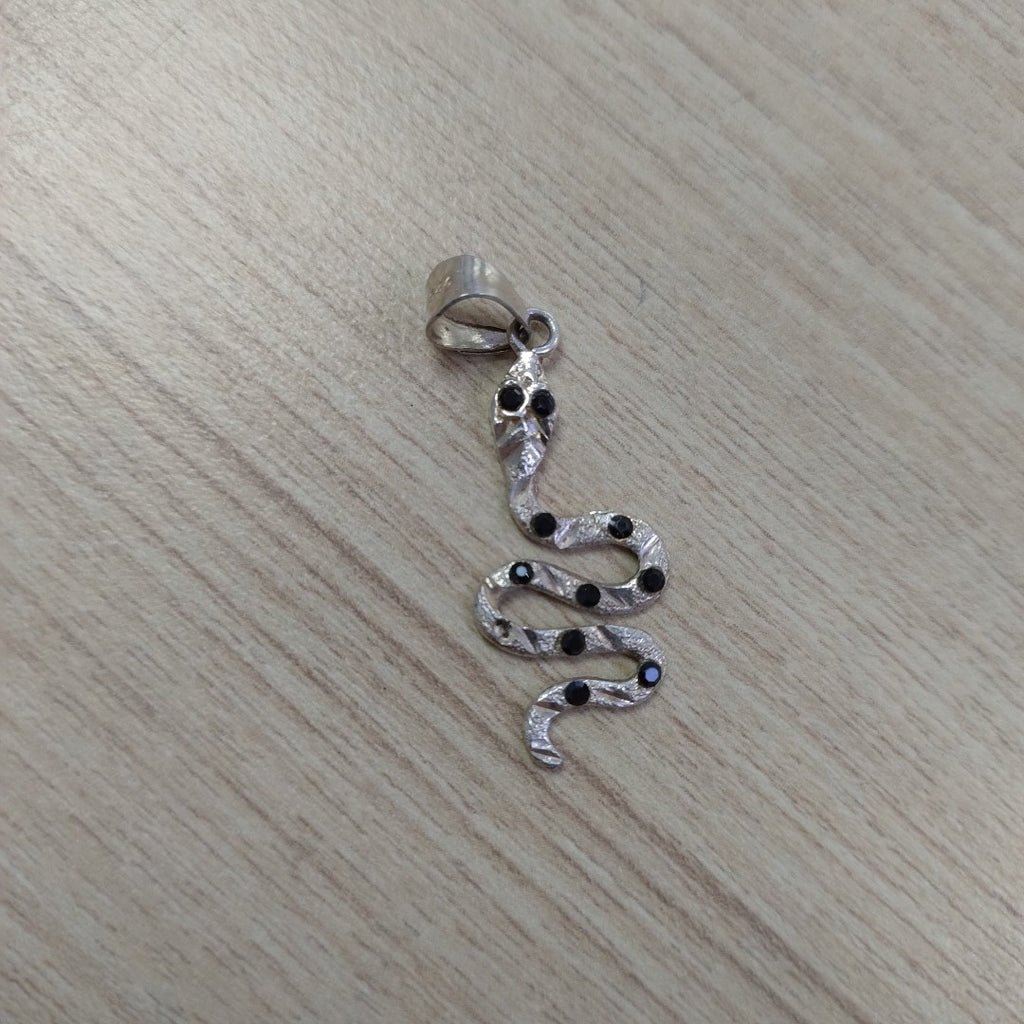 DIJE. PLATA. 9.6 GRMS (SEMINUEVO)