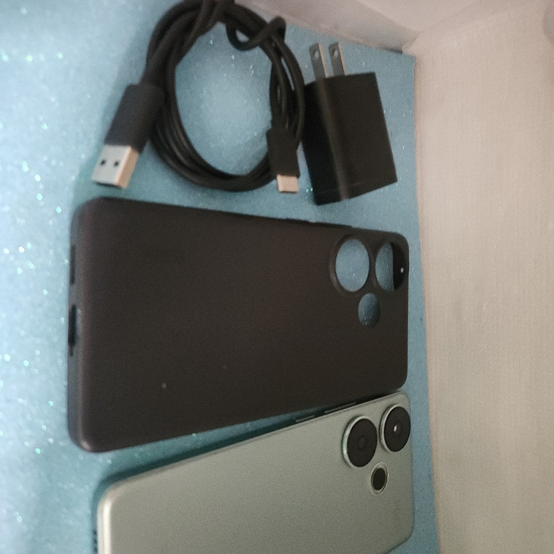 CELULAR XIAOMI POCO F6 24069PC21G 512 GB 12 GB RAM (SEMINUEVO)