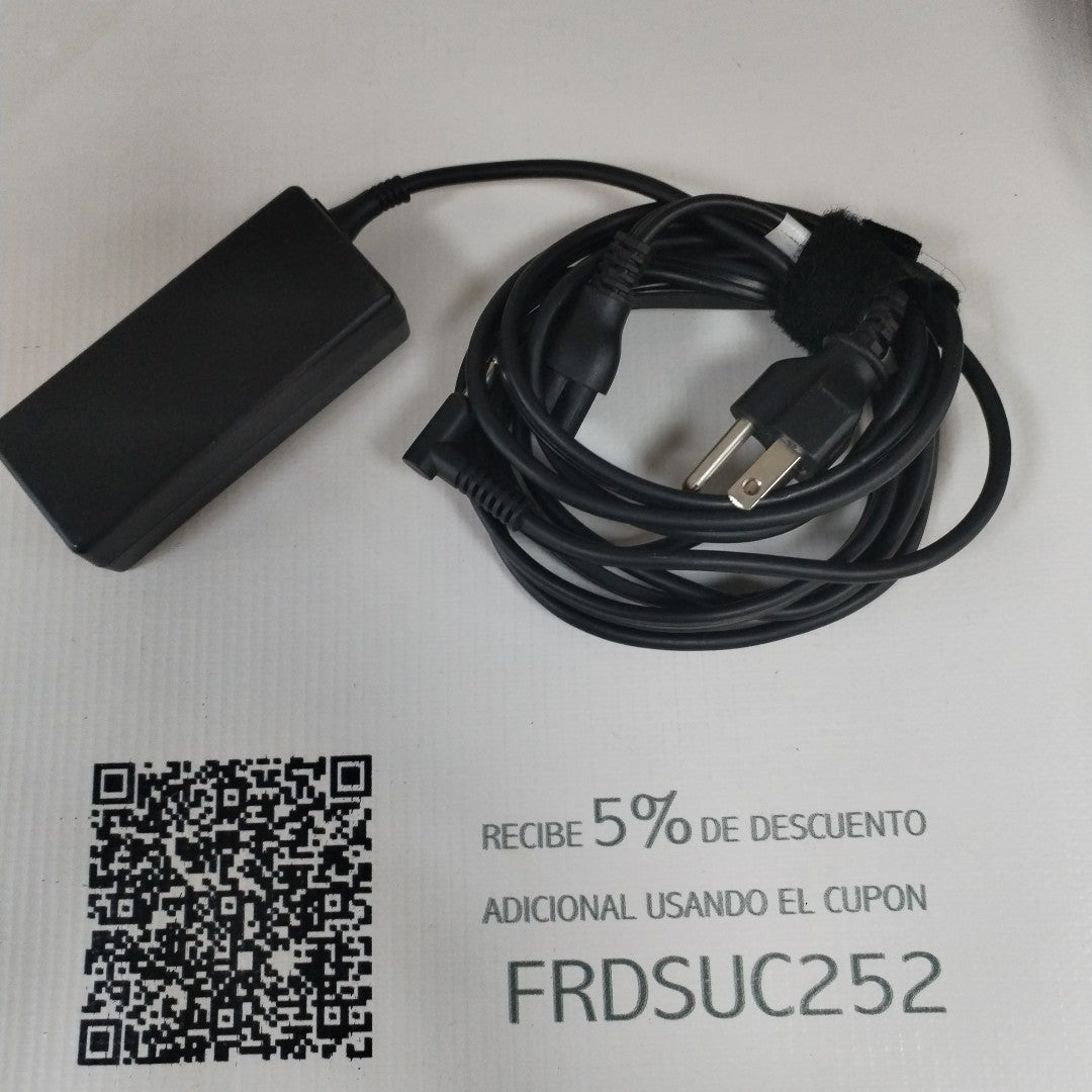 LAPTOP HP STREAM 14-AX113LA (2022) 64 GB SSD 4 GB RAM (SEMINUEVO)