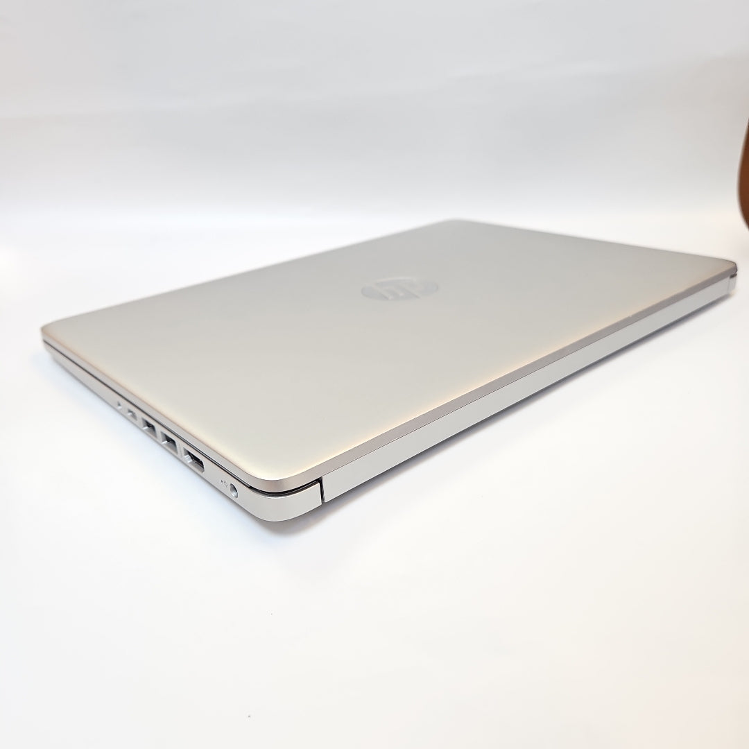 LAPTOP HP 14-DQ0532LA (2024) 128 GB SSD 4 GB RAM (SEMINUEVO)