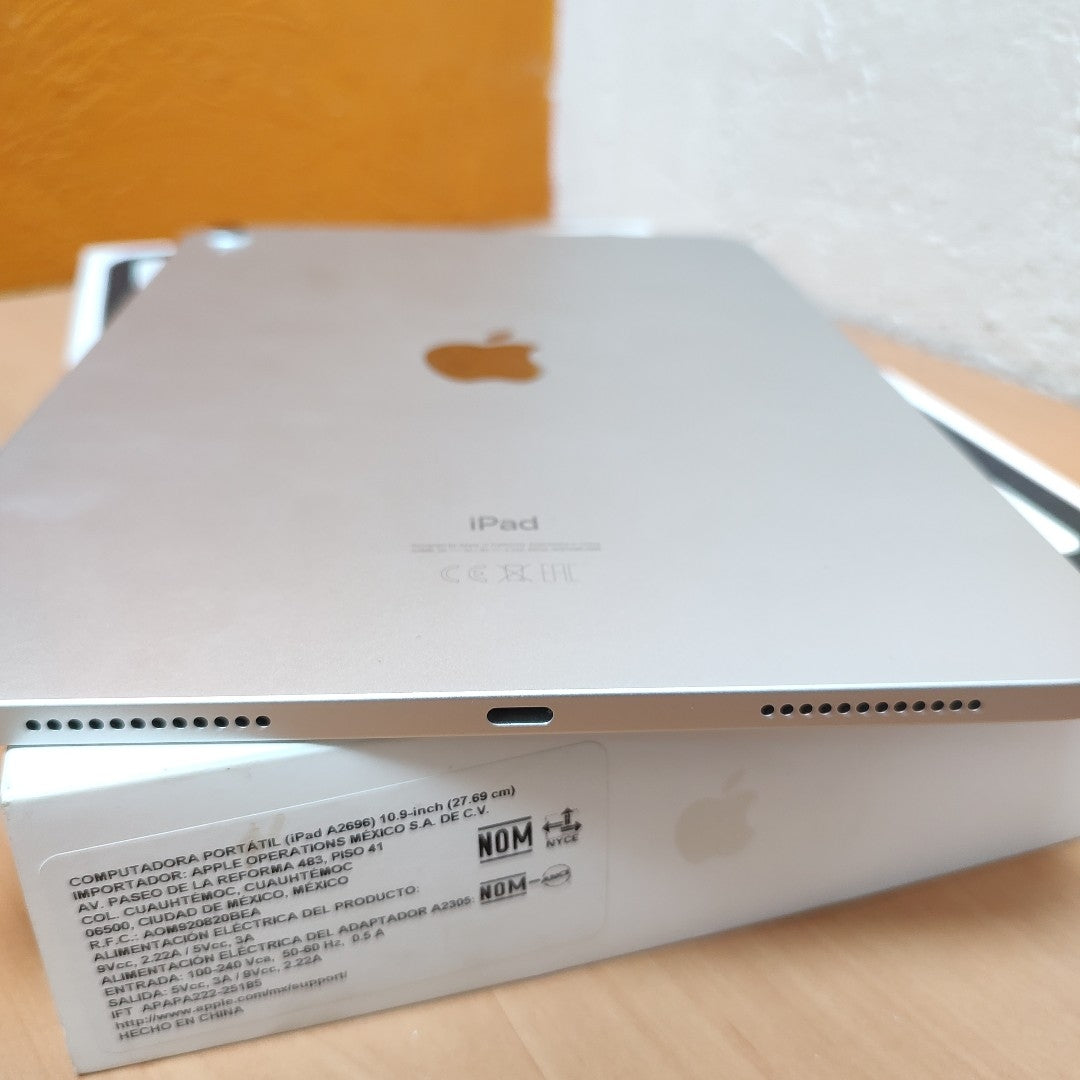 TABLETA APPLE IPAD 10 A2696 64 GB 4 GB RAM (SEMINUEVO)