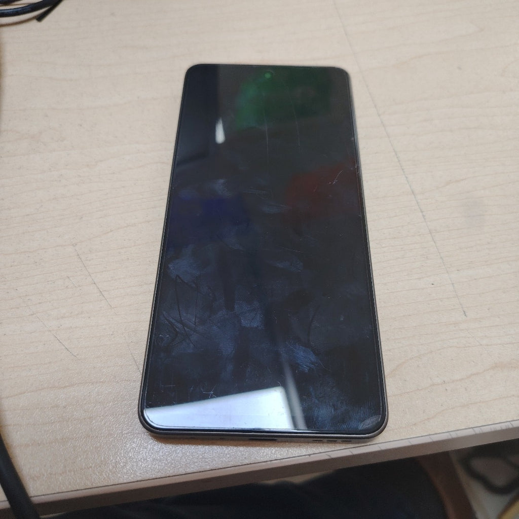 CELULAR OPPO  A5 PRO 5G CPH2695 (2025) 256 GB 8 GB RAM (SEMINUEVO)