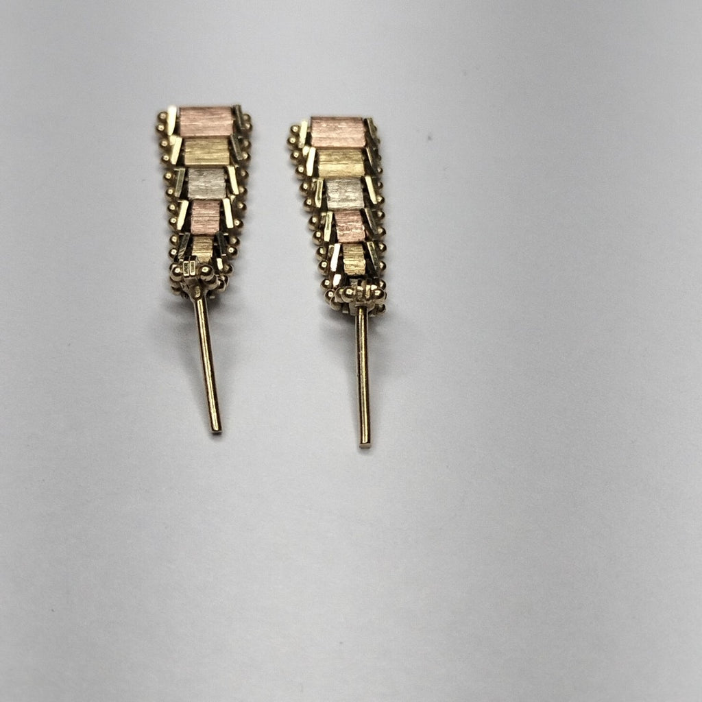 ARETES PAR. ORO. 14 K 2.4 GRMS (SEMINUEVO)