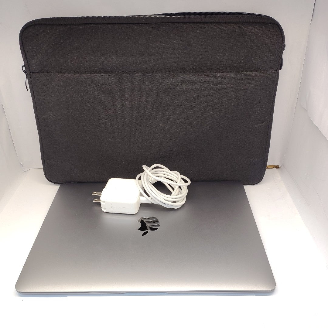 LAPTOP APPLE MACBOOK AIR 13" 2020 3.2 A2337 256 GB SSD 8 GB RAM (SEMINUEVO)