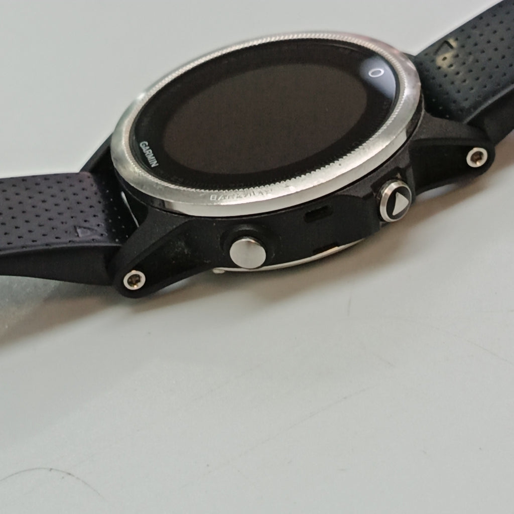 SMARTWATCH GARMIN FENIX 5S 42 MM GPS (SEMINUEVO)