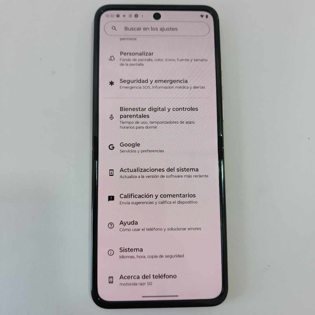 CELULAR MOTOROLA RAZR 50 5G XT2453-1 512 GB 12 GB RAM (SEMINUEVO)