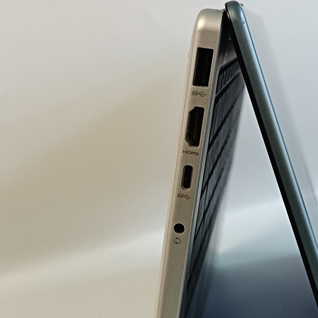 LAPTOP HP 14-EM0017LA (2024) 512 GB SSD 8 GB RAM (SEMINUEVO)