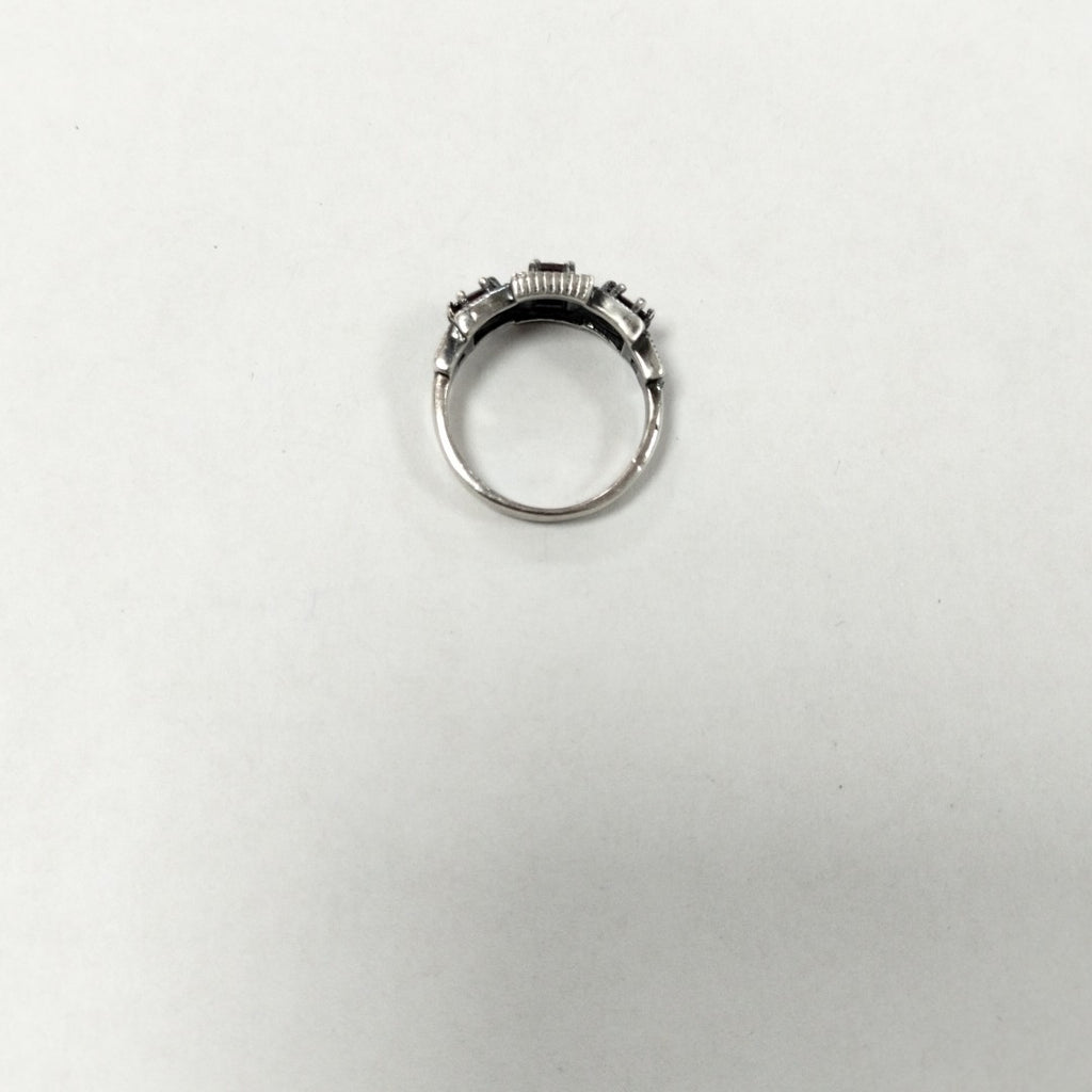 ANILLO. PLATA. 3.8 GRMS (SEMINUEVO)