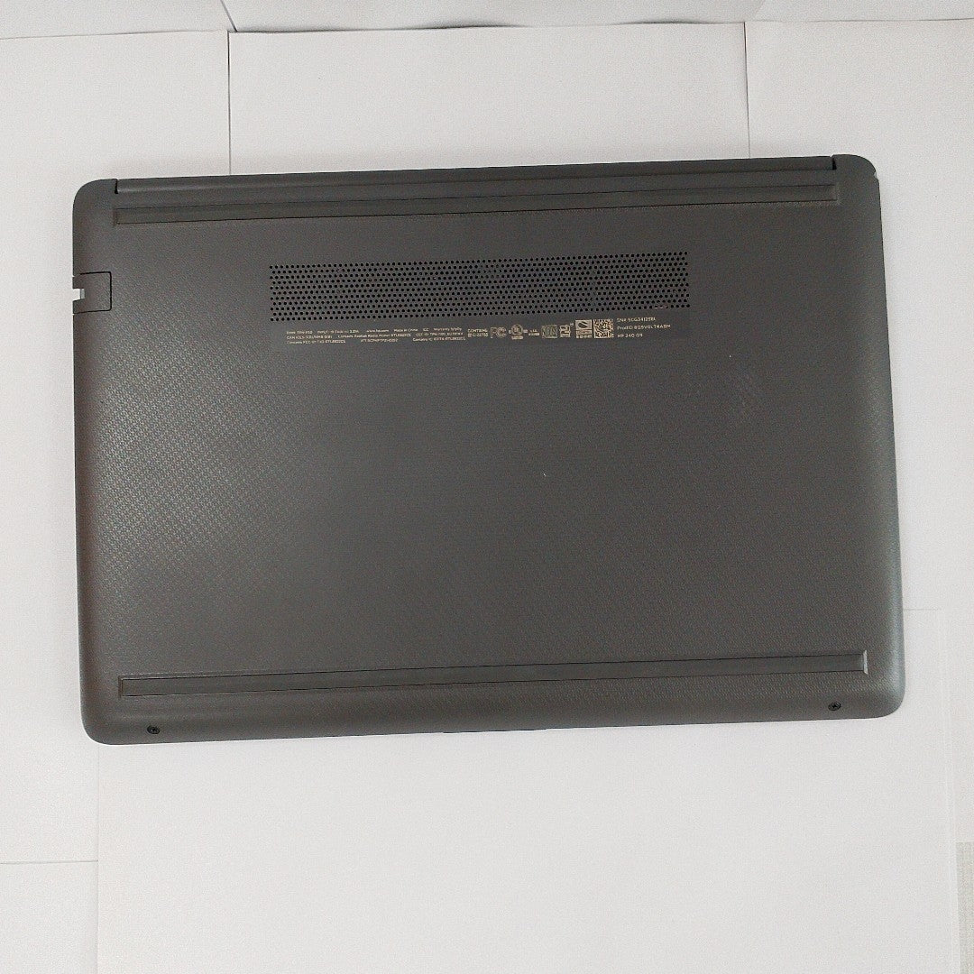LAPTOP HP 240 G9 (2023) 256 GB SSD 8 GB RAM (SEMINUEVO)