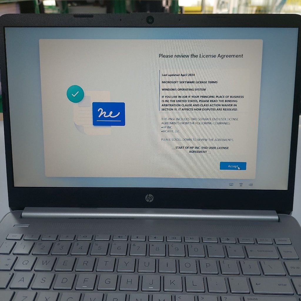 LAPTOP HP 14-DQ6011DX (2025) 128 GB SSD 4 GB RAM (SEMINUEVO)