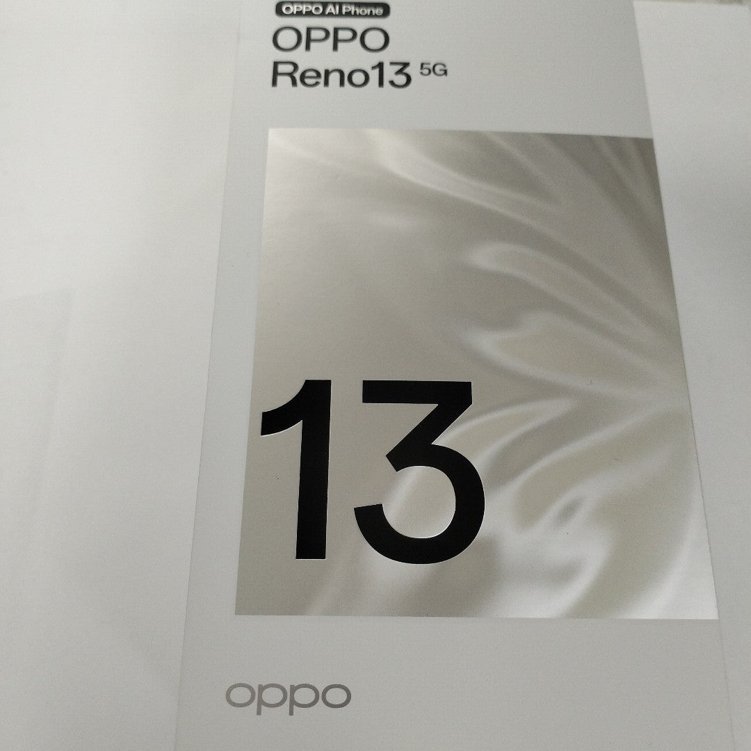 CELULAR OPPO  RENO13 5G CPH2689 (2024) 512 GB 12 GB RAM