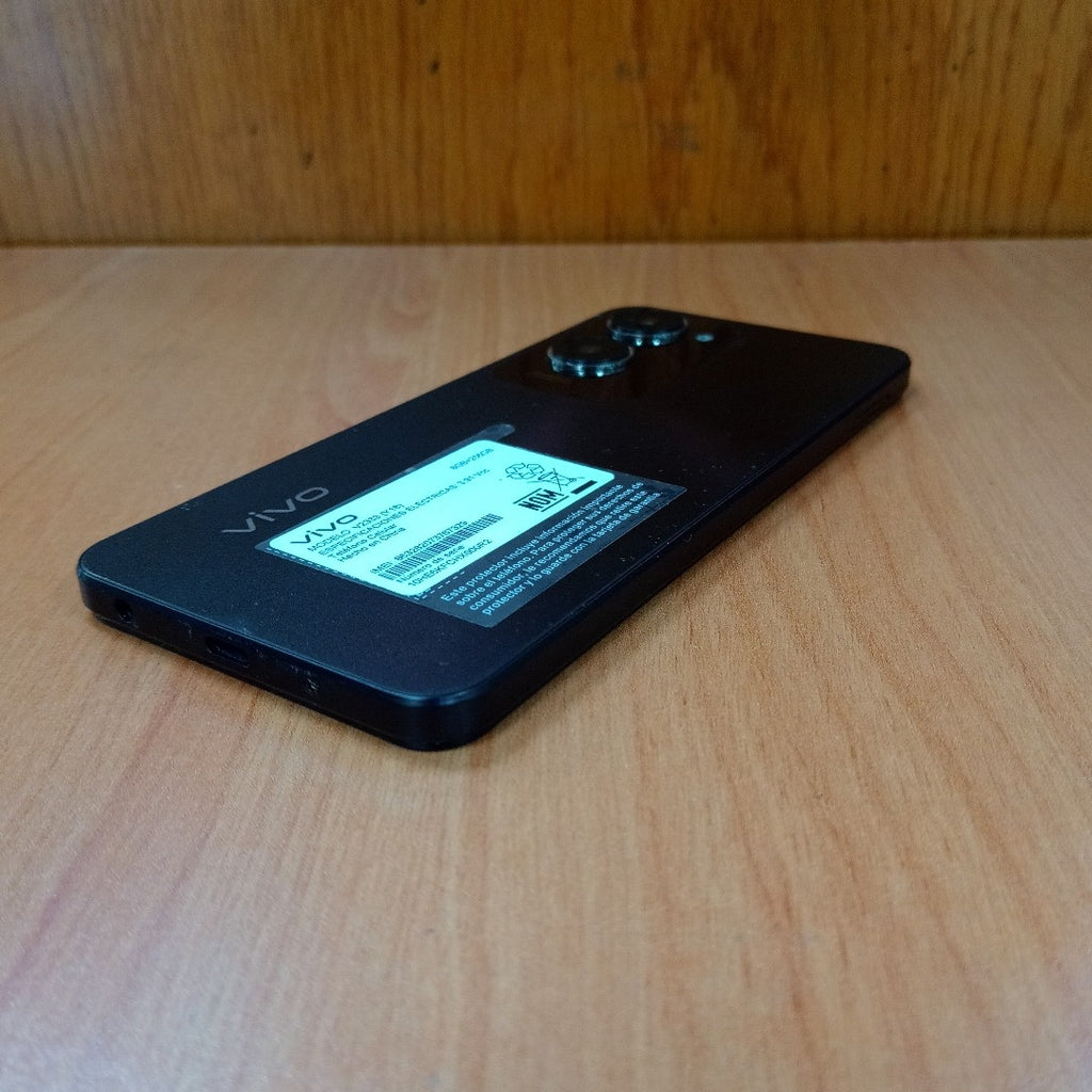CELULAR VIVO Y18 V2333 256 GB 8 GB RAM