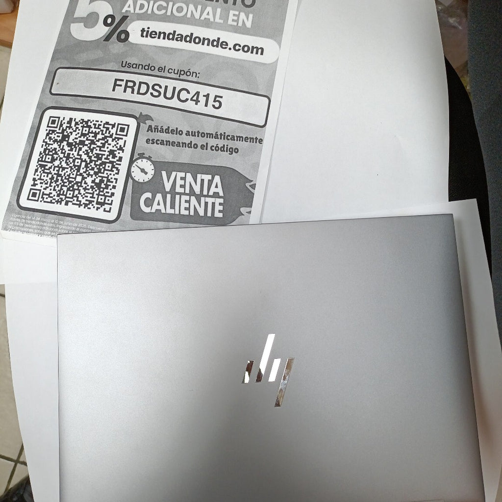 LAPTOP HP ZBOOK FIREFLY 14 G11 (2024) 512 GB SSD 16 GB RAM (SEMINUEVO)