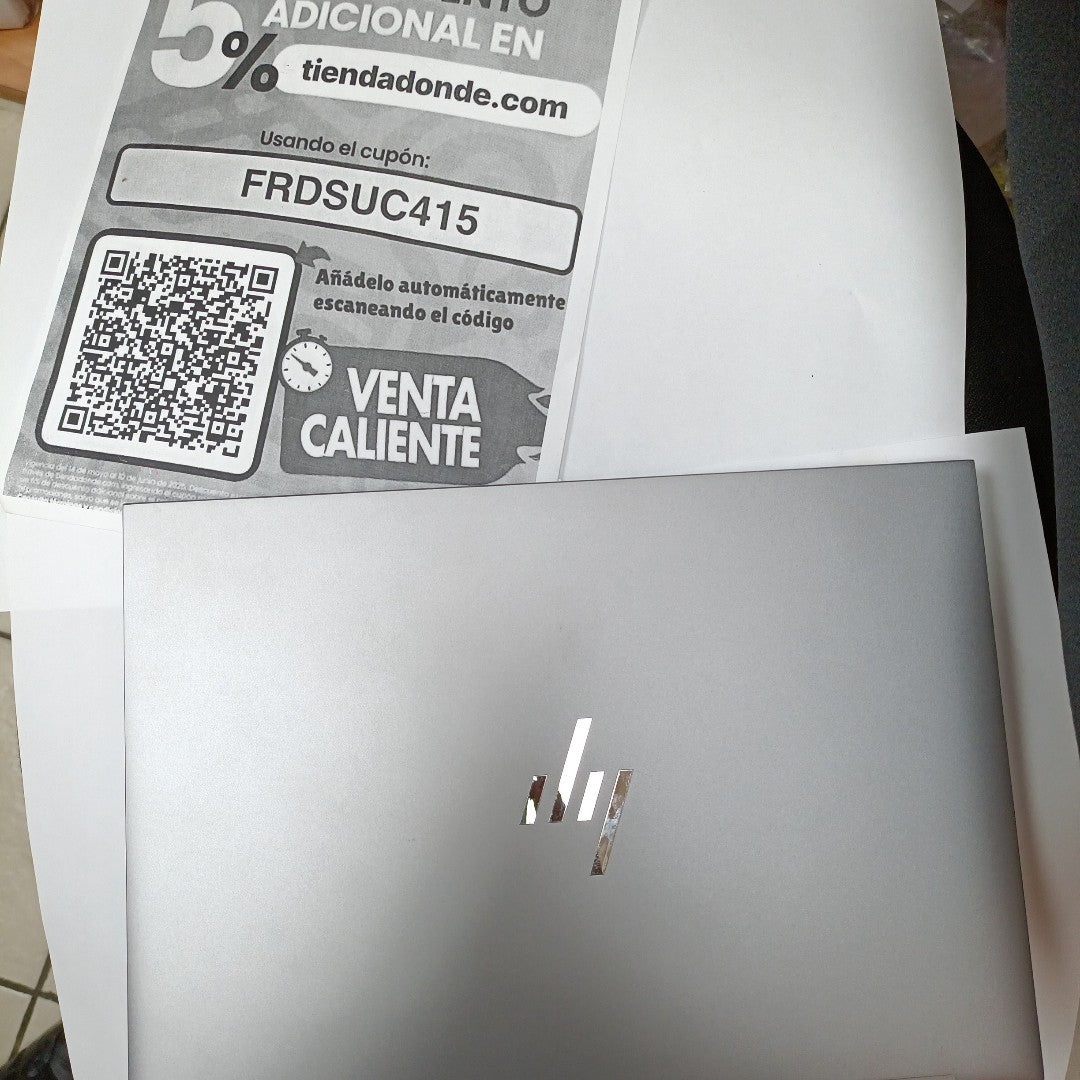 LAPTOP HP ZBOOK FIREFLY 14 G11 (2024) 512 GB SSD 16 GB RAM (SEMINUEVO)