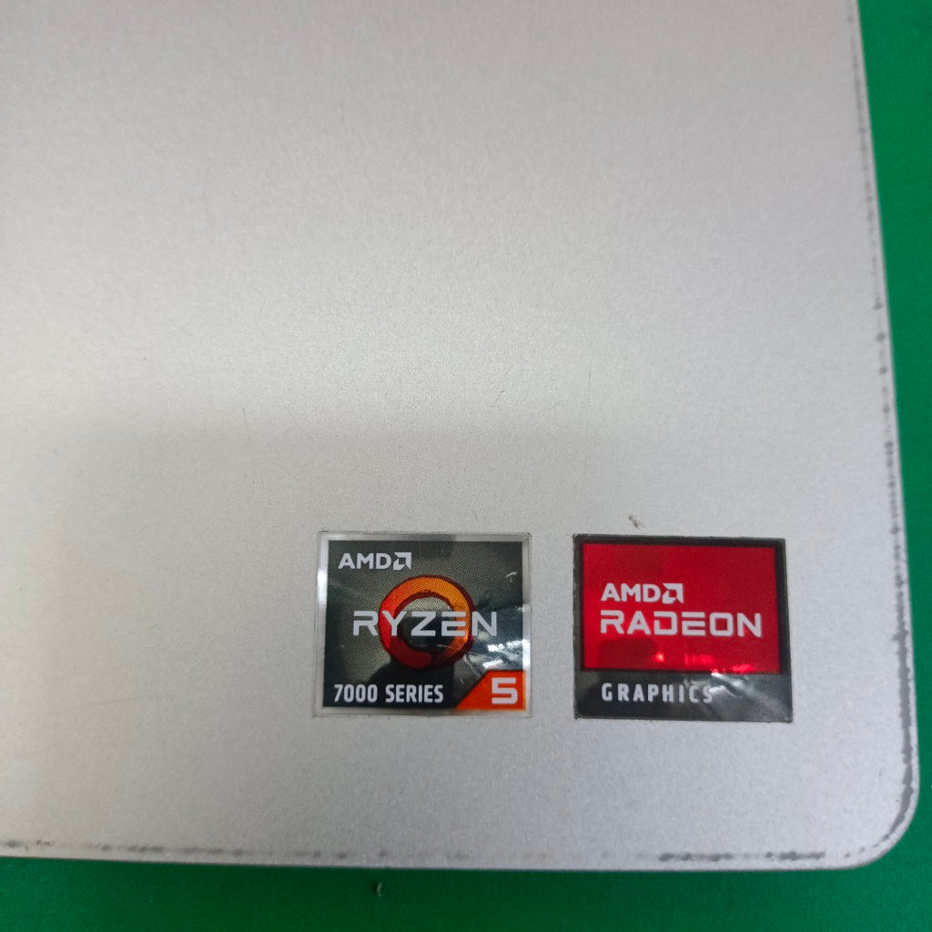 LAPTOP DELL INSPIRON 15 3535 (2024) 512 GB SSD 8 GB RAM (SEMINUEVO)